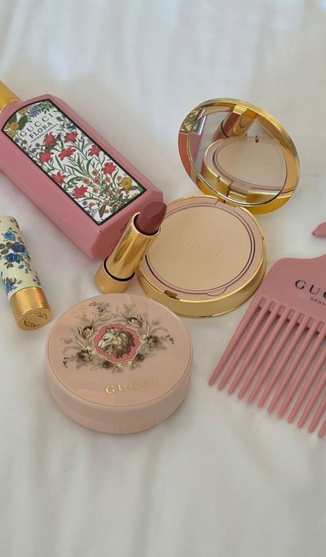 Gucci Cosmetics, Makeup Pink Aesthetic, Gucci Aesthetic, Gucci Makeup, Aesthetic Designer, Gucci Perfume, Gucci Beauty, Designer Makeup, Heart Flowers