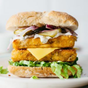 Filet-Faux-Fish - So Vegan Filet O Fish Recipe, Filet O Fish, Fish Filet, Easy Chickpea Curry, Marinated Tofu, Fish Sandwich, Onion Relish, Vegan Mayonnaise, Extra Firm Tofu