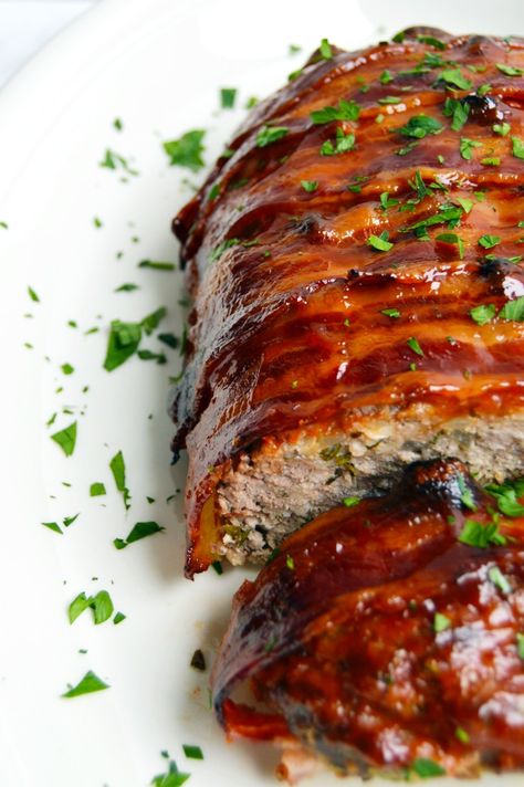 Meatloaf With Brown Sugar, Ritz Cracker Meatloaf Recipe, Bacon Meatloaf, Meatloaf Glaze, Bacon Wrapped Meatloaf, Homemade Meatloaf, Brown Sugar Bacon, Brown Sugar Recipes, Bbq Bacon