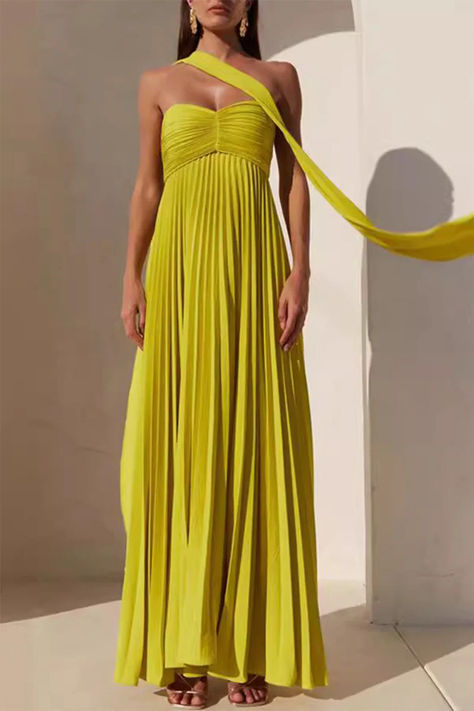 Sexy Solid Color Pleated Strapless Strapless Dresses Colorful Formal Dresses, Sunflower Yellow Bridesmaid Dresses, Tropical Wedding Guest Dress, Beach Wedding Guest Outfit, Tropical Reception, Shoulder Scarf, Golden Princess, Pleated Party Dress, Style Party