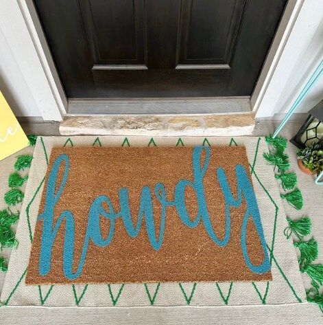 Howdy Doormat, Hello Texan Door Mat, Howdy Outdoor Welcome Mat Rug, Graduation Gift, Gig'em Tailgate, TAMU Aggie, Texas A&M University Outdoor Welcome Mat, Entryway Style, Funny Welcome Mat, Texas A M University, Funny Doormats, Design Text, Coir Doormat, Custom Doormat, Entrance Mat