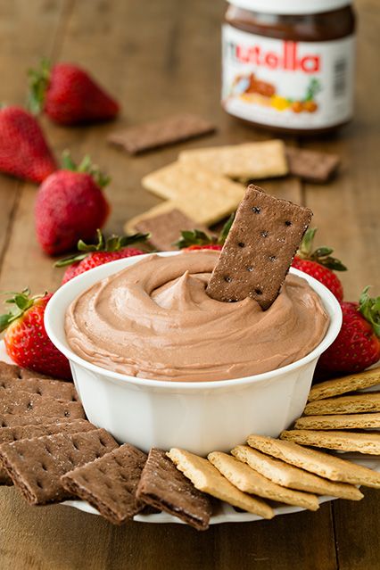 nutella cheesecake dip | Cooking Classy Chocolate Appetizers, Cheesecake Shooters, Cake Trifle, Mousse Cups, Dessert Dip, Mousse Chocolate, Nutella Cheesecake, Cheesecake Dip, Sweet Dips