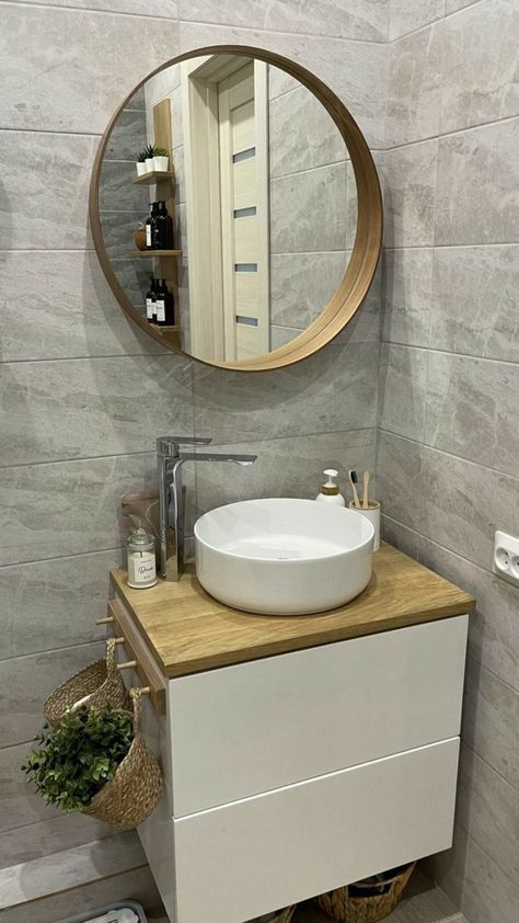 Desain Pantry Dapur, Desain Pantry, Washbasin Design, Deco Bathroom, Washroom Design, Small Toilet, Bathroom Design Decor, Bathroom Inspiration Decor, Small Bathroom Design