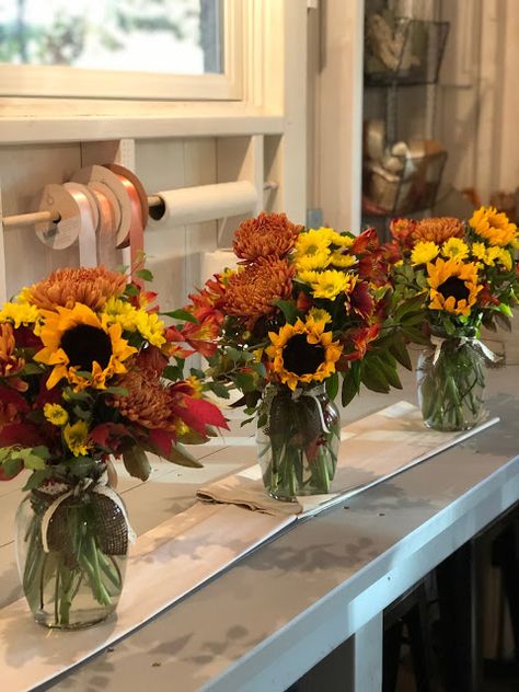 Pick Me Up Bouquets Friendsgiving Flower Arrangements, Thanksgiving Bouquet, Thanksgiving Arrangements, Thanksgiving Flower Arrangements, Dinner Centerpieces, Floral Design Business, Thanksgiving Flowers, Sunflower Arrangements, Ball Jar