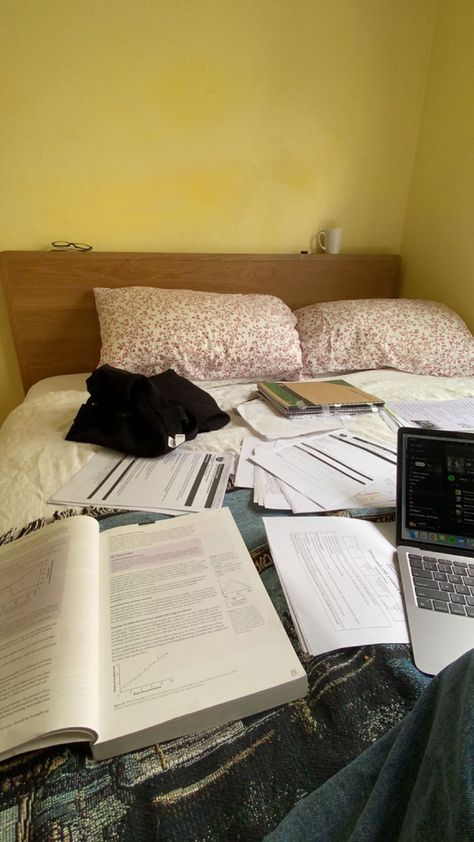 #study #messy #biology #exam #textbook #year12 Messy Study Table Aesthetic, Messy Studying, Messy Study Table, Biology Exam, Academic Validation, Study Ideas, Study Pictures, Student Desks, Practice Exam