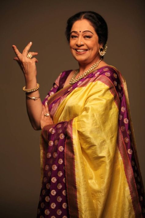 Kirron Kher Age Boyfriend Husband Family Biography Kirron Kher, Bollywood Films, Acting Career, Traditional Indian, Indian Sarees, Bollywood Actress, Mumbai, Saree, Actresses