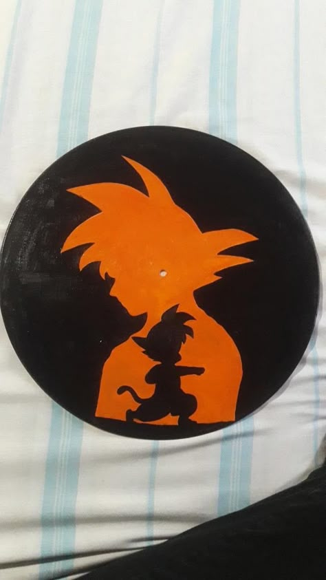 Dbz Diy Dragon Ball Z Gifts, Dbz Painting, Dragon Ball Z Painting, Goku Painting, Pop Culture Tattoos, Painted Records, Culture Tattoos, Pokemon Painting, Drawing Competition