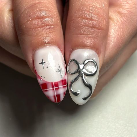 Gingham Nail Art, Hk Nails, Gingham Nails, Fall Gingham, Gingham Christmas, Plaid Nail Art, Cherry Nails, Plaid Nails, 3d Nail Art