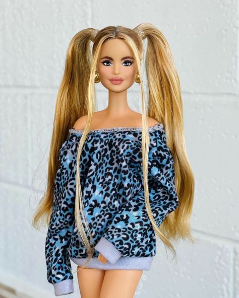 Barbie Doll Hairstyles, Barbie Tumblr, Realistic Barbie, Barbie Hairstyle, Barbies Pics, Diy Barbie Clothes, Barbie Fashionista Dolls, Barbie Dress Fashion, Barbie Hair