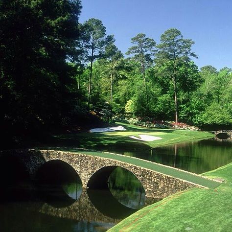 The Famed 12th Hole Golden Bell Bridge At Augusta National. -GolfChannel Golf Wallpaper, Augusta Golf, Famous Golf Courses, Golf School, Augusta National Golf Club, Public Golf Courses, Masters Golf, Best Golf Courses, Augusta National