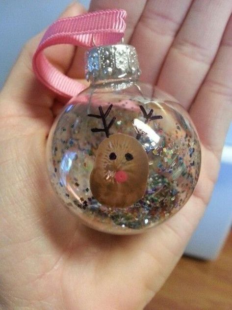 Christmas Ornaments Crafts For Toddlers, Diy Christmas Gifts For Grandparents, Kid Ornaments, Christmas Gifts For Grandparents, Diy Christmas Candy, Christmas Crafts For Kids To Make, Christmas Gifts For Parents, Kids Christmas Ornaments, Fun Christmas Crafts