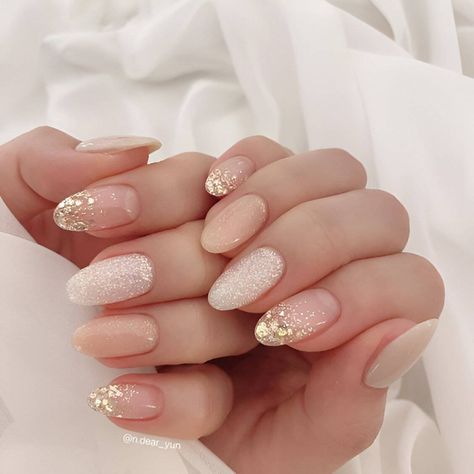 Classic Nail Designs Almond, Glitter Nails Neutral, Red Neutral Nails, Shower Nails, Aesthetic Indian, Indian Nails, Quinceanera Nails, Classy Nail Designs, Nude Nail