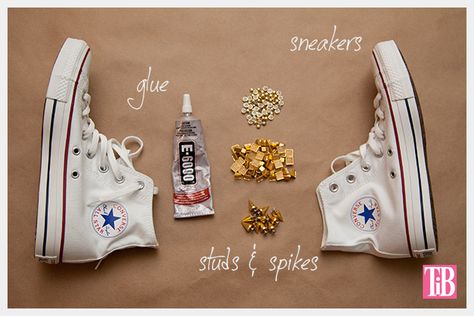 DIY Studded Converse Supplies Bedazzled Chucks, Converse Tutorial, Cool Crafts For Teens, Projects For Teenagers, Cool Diy Crafts, Studded Converse, Cool Crafts, Shoes For Fall, Diy Crafts For Teens