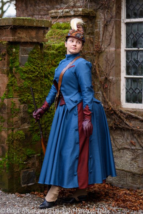 1886 Victorian hunting costume by Prior attire Fencing Outfit Victorian, Victorian Archery Dress, Hunting Costume, Victorian Hunting Dress, Womens Hunting, Victorian Riding Dress, Carnaval Costumes, Victorian Riding Jacket, Hunting Dress