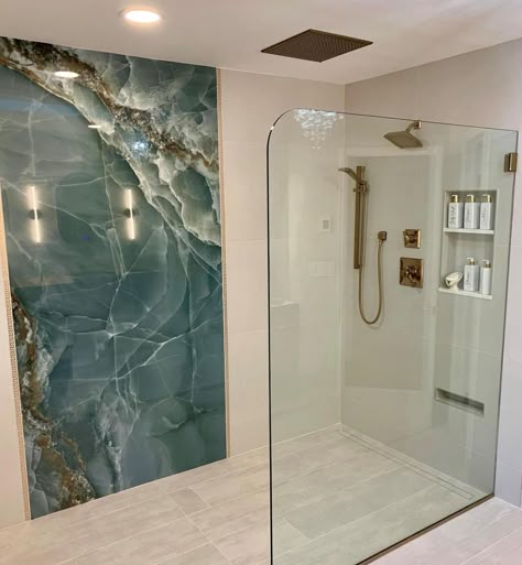 Gold And Turquoise Bathroom, Porcelain Slabs Shower Walls, Blue Marble Bathroom, Bathroom Feature Wall Tile, Modern Bathroom Trends, Small Half Bathroom, Bathroom Interior Design Modern, Home Spa Room, Modern Luxury Bathroom