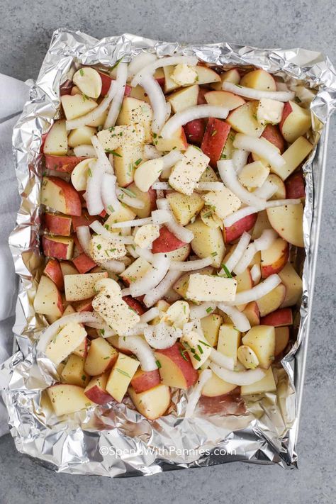 Red Potatoes On Blackstone, Red Potatoes On Grill, Red Potato Recipes Grilled, Roasted Red Potatoes Recipe, Red Potatoes Grilled, Grilled Red Potato Recipes, Red Potatoes On The Grill, Red Potatoes Recipes, Grilled Red Potatoes In Foil