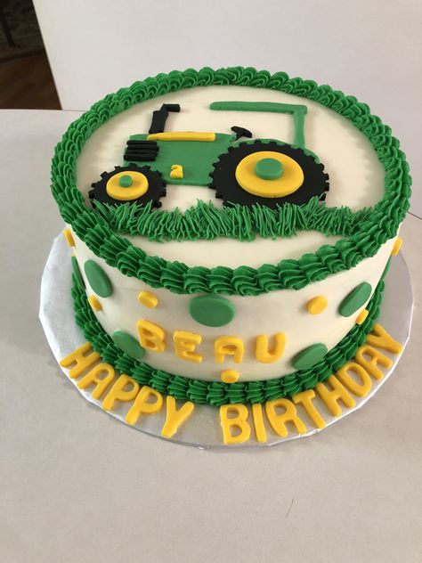 Green Tractor Birthday Cake, Tractor Cakes For Boys, Tractor Birthday Cakes, Circle Cake, Number Birthday Cakes, Tractor Cake, 8th Birthday Cake, Tractor Birthday Party, Animal Birthday Cakes