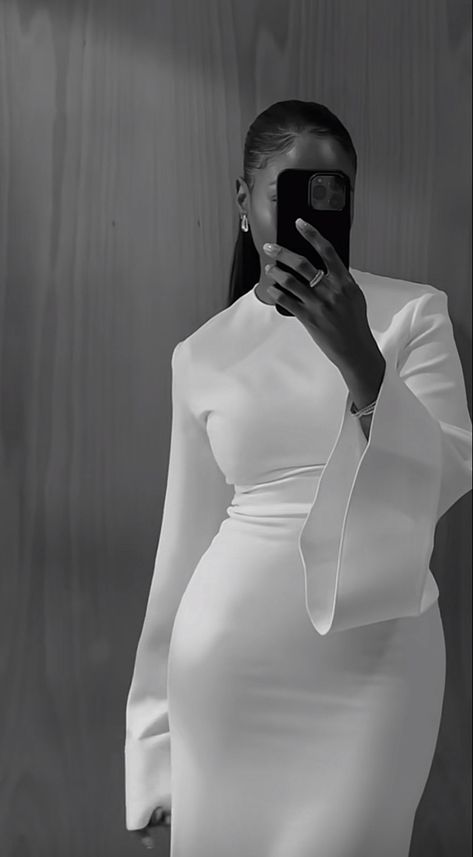 Corporate White Gown, Old Money Luxury Outfit, Black Woman Church Outfit Ideas, White Gown Styles For Church, White Modest Graduation Dress, Modest Classy Outfits For Women, Casual Church Outfits For Women, Church Dresses For Black Women, Semi Formal Outfits For Black Women