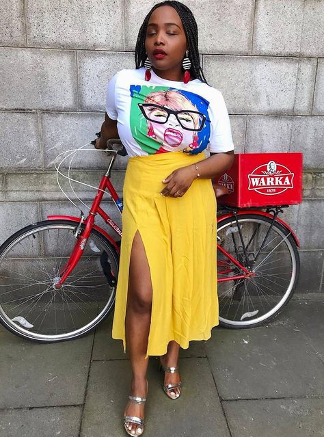 How to Make the Fashion Transition From Spring to Summer | Who What Wear Yellow Skirt Outfit, Eyes Wide Shut, Yellow Skirt, Outfits Spring, Moda Plus, Fashion Spring, Inspiration Mode, Looks Style, Get Dressed