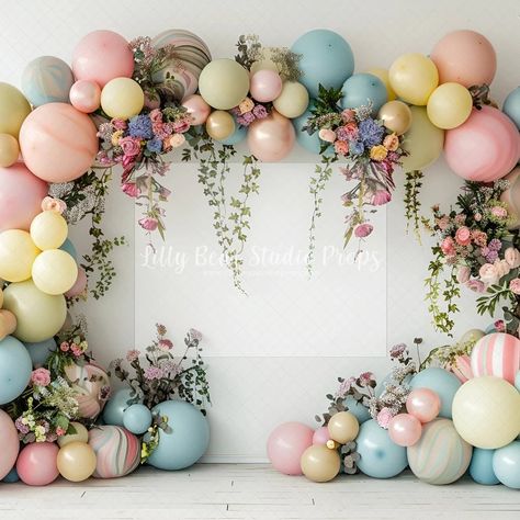 Mothers Day Balloon Backdrop, Balloon Backdrop Ideas, Baby Shower Balloon Garland, Balloon Archway, Balloons And Flowers, Deco Ballon, Balloon Background, Floral Balloons, Matte Fabric