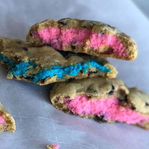 Gender Desserts, Gender Reveal Food Ideas, Gender Reveal Dessert, Gender Reveal Food, Shower Snacks, Gender Reveal Diy, Gender Reveal Party Ideas, Reveal Party Ideas, Simple Gender Reveal