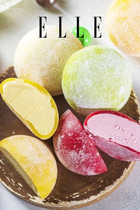 Wir lieben die süße Nachspeise aus Japan! Auf ELLE.de findest du das Rezept, mit dem du Mochi-Eis ganz einfach selber machen kannst. Sweets Chocolate, Mochi Recipe, Mouthwatering Food, Science Party, Food Wallpaper, Chocolate Strawberry, Kawaii Food, Food Trends, Japan Food