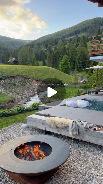 UNIQ Chalets on Instagram: "Peaceful living 🕊️🍃🌲 The person that sent you this wants to slow down in a chalet in the mountains with you 🤍 

Save this magical place for your next vacation 💌 

An exclusive mountain hideaway in the heart of the Austrian Alps. Experience the pure relaxation and tranquillity, surrounded by fragrant old wood, lush pastures, clear water and pure mountain air ✨ 

📍 @chaletfalk 
🎶 @tonyannnn 

#chalet #aesthetic #summer #summernights #mountains #slowliving" Chalet Aesthetic, Mountain Hideaway, Austrian Alps, Peaceful Living, Old Wood, Aesthetic Summer, Slow Living, Magical Places, In The Mountains