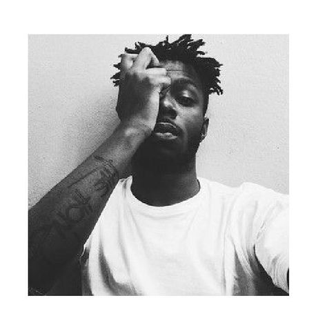 I guess Zays 'Rope/Rose Gold' been my Track of the year. This was way too wavy to ever concentrate on anything while listening to it. This is the music for the vibers #isaiahrashad Isaiah Rashad, The Blacker The Berry, Joey Badass, Top Hairstyles For Men, Short Dreads, Schoolboy Q, Dreadlock Styles, Black Men Hairstyles, Hip Hop Artists