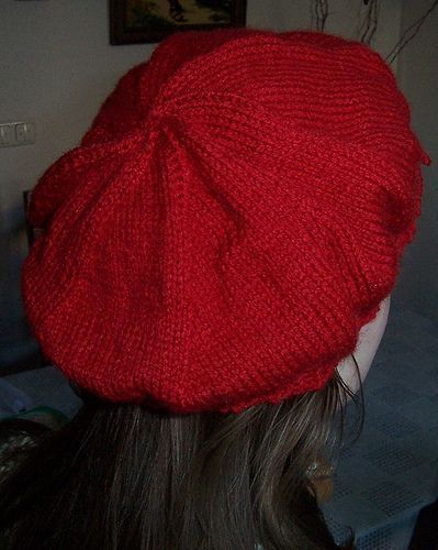 Knitting Girls Lovely Red Beret (2) by Knitting_Girl, via Flickr Knit Beret Free Pattern, Knitted Beret Patterns Free, Beret Knitting Pattern Free, French Beret Pattern, Knit Beret Pattern, Beret Knitting Pattern, White Beret, Beret Pattern, Knit Beanie Pattern