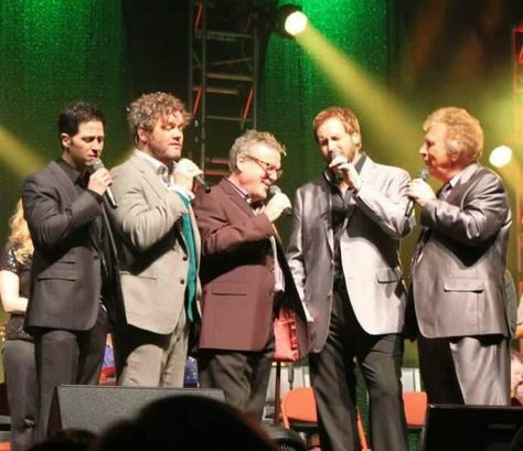 Gaither Vocal Band Songs, Michael English, Mark Lowry, Bill Gaither, David Phelps, Gaither Vocal Band, Southern Gospel Music, Joyful Noise, Southern Gospel