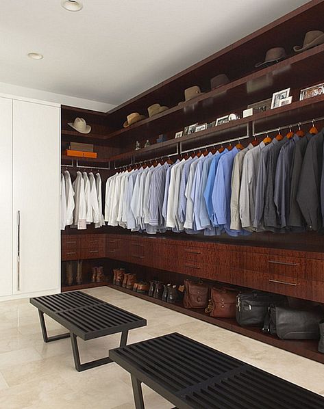 Grand dressing en bois foncé #dressingroom #dressing #closet #storage #clothes #style #mensfashion #design #deco #decoration #rangement #maison Ideas De Closets, Contemporary Closet, Grand Dressing, Dressing Room Closet, Walk In Closet Design, Men Closet, Dream Closets, Closet Inspiration, Room Closet