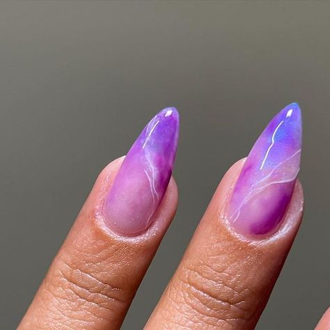 Mia J on Instagram: "AMETHYST NAILS 🔮💜 . . Did these for my bestie’s graduation nails!! She wanted amethyst crystal nails & we added some hints of iridescent chrome to it ✨ Using colors from @madam_glam , @opi_professionals , & @apresnailofficial 💜 #amethyst #amethystcrystal #amethystnails #crystalnails #marblenails #graduation #graduationnails" Amethyst Nails, Madam Glam, Graduation Nails, Crystal Nails, Marble Nails, Amethyst Purple, Amethyst Crystal, Almond Nails, Manicure