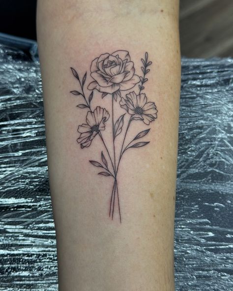 I love love love doing these fine line bouquets. I would do them every day if I could!! #fineline #finelineTattoo #lineWorkTattoo #linework #amenneedles #3rl #rose #rosetattoo #cosmo #cosmotattoo #birthflowertattoo #birthflowerbouquet Fine Line Realism Tattoo, Cosmos Tattoo, Birth Flower Tattoos, I Love Love, Line Work Tattoo, Realism Tattoo, Fine Line Tattoos, Love Love Love, Fine Line