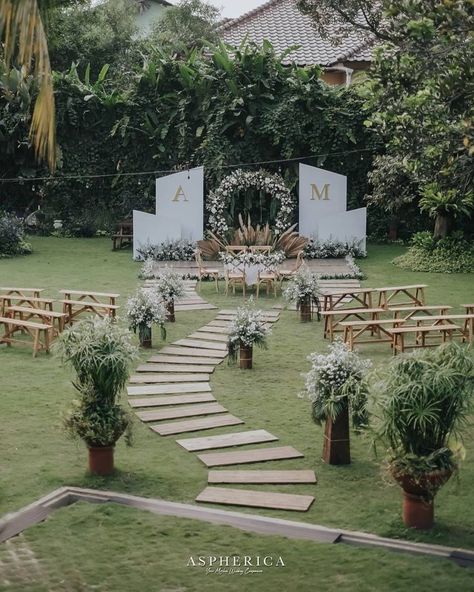 Wedding Concept Outdoor, Dekorasi Wedding Outdoor, Urban Plaza, Venue Layout, Minimalist Wedding Reception, Moodboard Wedding, Nikah Decor, Rustic Garden Wedding, Destination Wedding Decor