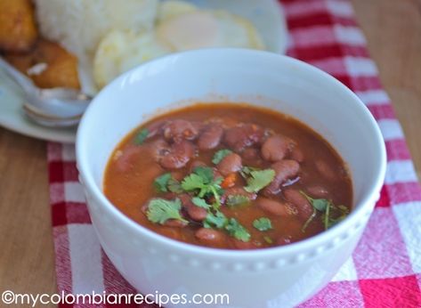 Columbian Beans And Rice, Colombian Red Beans Recipe, Colombian Meals, Frijoles Rancheros, Columbian Food, Rice And Avocado, Columbian Recipes, Latino Recipes, Red Beans Recipe