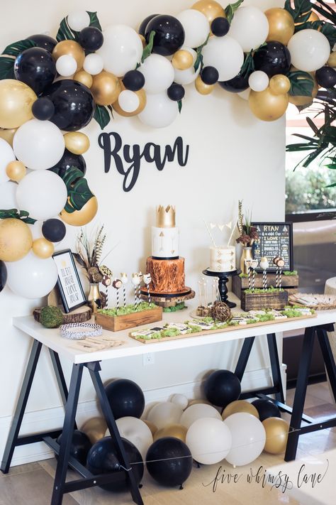 "Where The Wild Things Are" First Birthday Party - Five Whimsy Lane 30th Birthday Party For Him, Husband Birthday Parties, Mr Onederful Birthday, Decoration Birthday Party, Birthday Party Photography, Wild One Birthday Party, Men Birthday, Garland Arch, Black Balloons