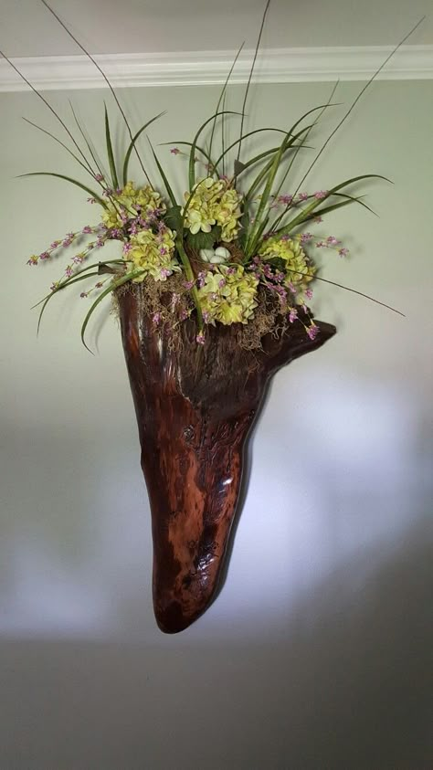 Cypress knee! Cypress Knees Decor, Cypress Knee Art, Cypress Knees Projects, Cypress Knees Ideas, Church Door Wreaths, Diy Plant Crafts, Groom's Table, Driftwood Planters, Old Wood Projects