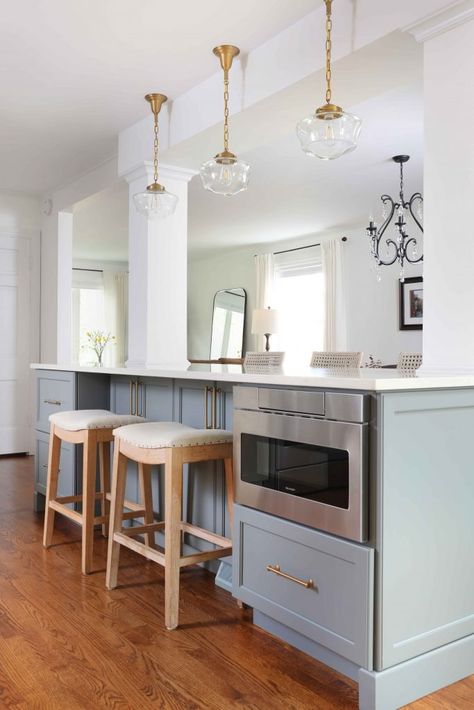 Kitchen Columns, Soft Kitchen, Kitchen Island Tops, Architectural Columns, Classic White Kitchen, Farmhouse Kitchen Remodel, Gray Kitchen, All White Kitchen, Compact Kitchen