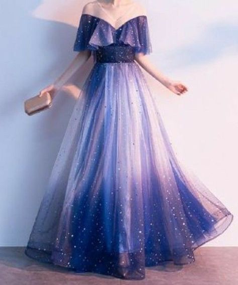 Night Sky Dress, Simple Girl Outfits, Design Gown, Sky Dress, Purple Gowns, 파티 드레스, Shorts Fashion, Pretty Prom Dresses, Easy Trendy Outfits