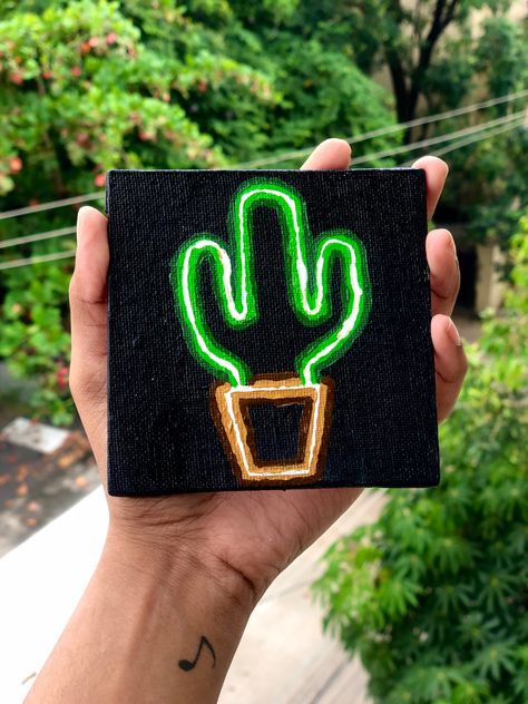 Mini Canvas Art Beginners, Easy Plant Painting Ideas, Easy Plant Painting, Cactus Painting Ideas, Easy Mini Canvas Painting Ideas, Easy Cactus Painting, Cactus Canvas Painting, Tiny Canvas Painting Ideas, Cactus Flower Painting