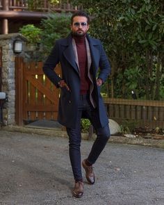 Burgundy turtleneck, grey blazer, navy coat, dark wash jeans, brown shoes. Men outfit. Men style Winter White Outfit, White Jeans Men, How To Look Handsome, Winter Outfits Men, Mens Fashion Casual Outfits, Mens Fashion Suits, Mens Winter Fashion, Coat Outfits, Casual Chic Style