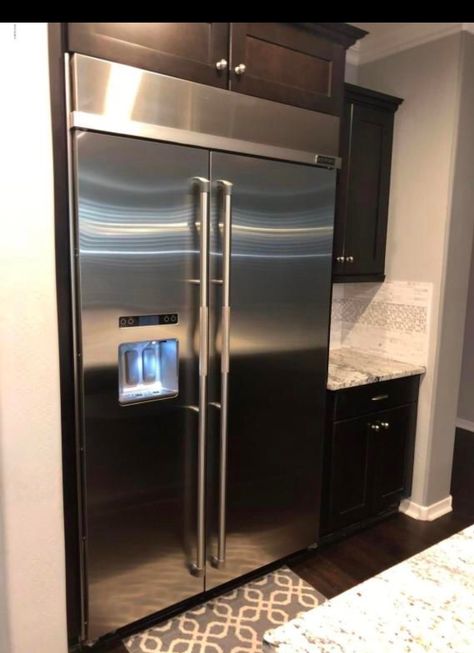 Fridge With Ice And Water Dispenser, Fridge With Ice Maker, Fridge With Water Dispenser, Industrial Fridge, Ice Fridge, Huge Fridge, Built In Fridge, Sub Zero Fridge, Realistic House