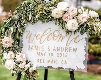 Signs wedding | Etsy Acrylic Welcome Sign Wedding, Ceremony Signage, Acrylic Welcome Sign, Signage Wedding, Wedding Acrylic, Welcome Sign Wedding, Top Wedding Trends, Wedding Ceremony Signs, Board Wedding