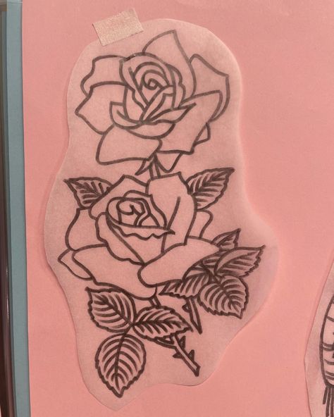 Traditional Rose Drawing, Traditional Rose Tattoo Design, Rose Tattoo Flash, Trad Flash, Doe Tattoo, Flower Reference, Flash Ideas, Traditional Rose, Flash Sheets