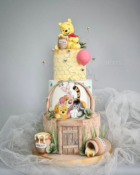 Little Pooh🍯🐻🍯 #winniethepooh #winniepoohcake #disneycake | Instagram Winnie The Pooh Decor, Baby Shower Cake Designs, Pooh Cake, Deco Disney, Winnie The Pooh Cake, Winnie The Pooh Themes, Pooh Birthday, Baby Birthday Themes, Baby Shower Theme Decorations