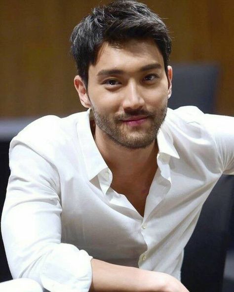 Korean Haircut Men, Haircut Korean, Korean Haircut, Choi Siwon, How To Play Drums, Grow Beard, Korean Celebrities, Cool Haircuts, Korean Men