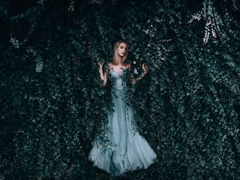 Portfolio - Adam Bird Photography Wall Photoshoot, Ivy Wall, Princess Photo, Natural Lip Colors, Fairytale Photography, Fantasy Photography, Color Wave, Blue Wedding Dresses, Take Better Photos