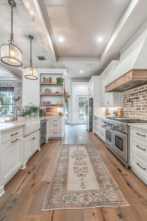 Farmhouse Kitchen With White Appliances, Rustic White Farmhouse Kitchen, Building House Ideas, Fancy Kitchen Ideas, Farmhouse Sink Ideas, Remodeled Farmhouse, Rustic House Decor, Farmhouse Exterior Ideas, Farmhouse Design Ideas