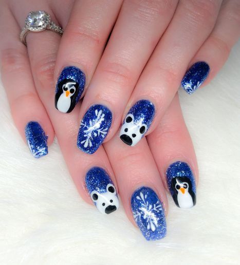 Penguin Nail Art, Snowman Nail, Man Nails, Penguin Nails, Snowman Nails, Animals Jokes, Bears Nails, Snowflake Nail Art, Cute Animals To Draw