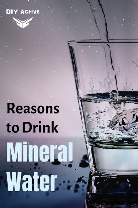 Mineral Water Benefits, San Pellegrino Sparkling Water, Sparkling Mineral Water, Water In The Morning, Tea Health Benefits, Water Benefits, Increase Metabolism, Alternative Healing, Water Water